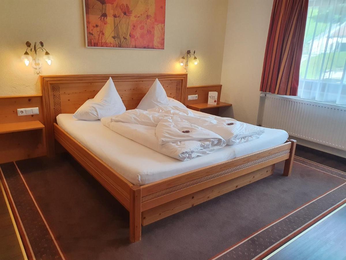 Double Room Edelweiss,1260962530:JPEG